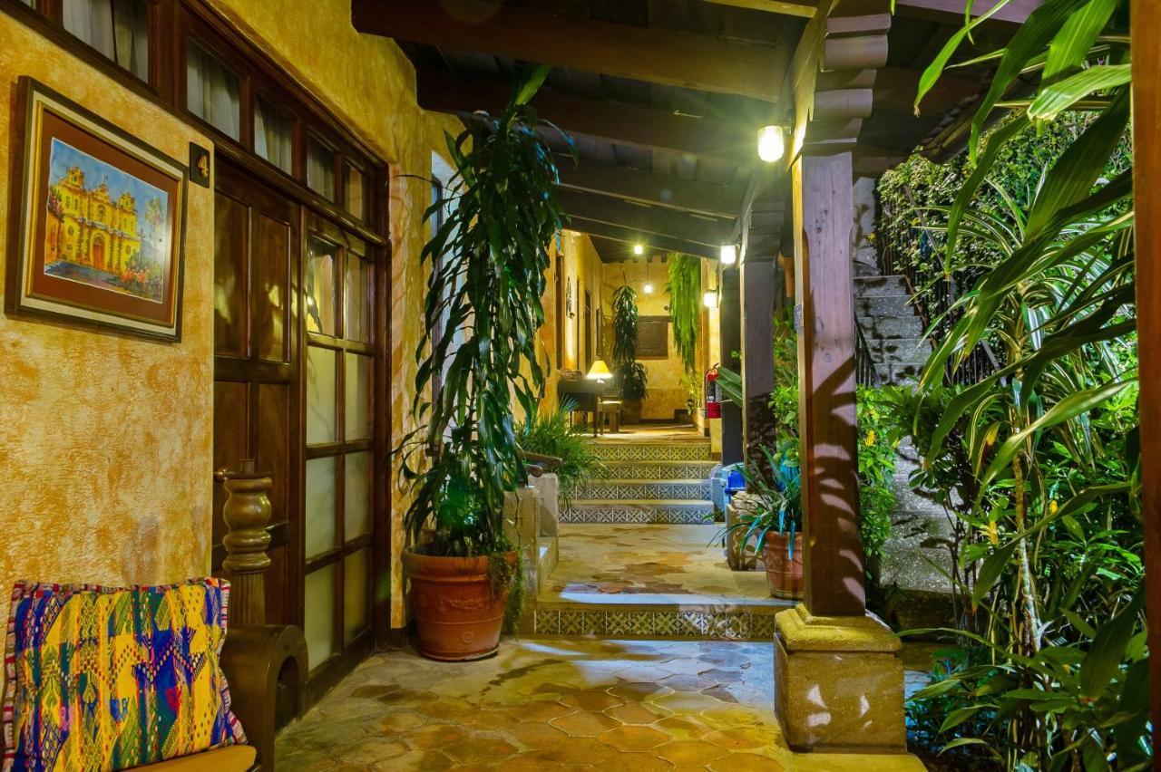 אנטיגואה גואטמלה Hotel Casa Del Parque By Ahs מראה חיצוני תמונה