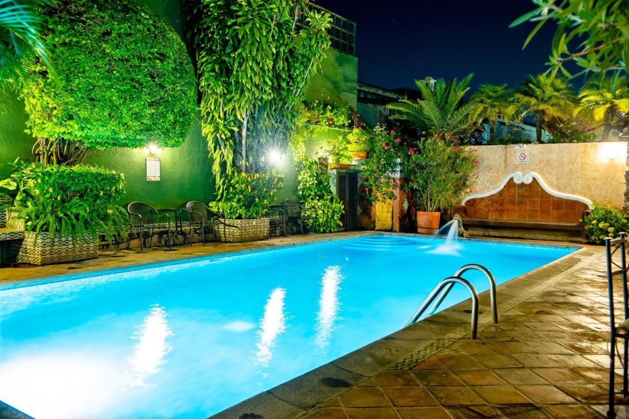 אנטיגואה גואטמלה Hotel Casa Del Parque By Ahs מראה חיצוני תמונה